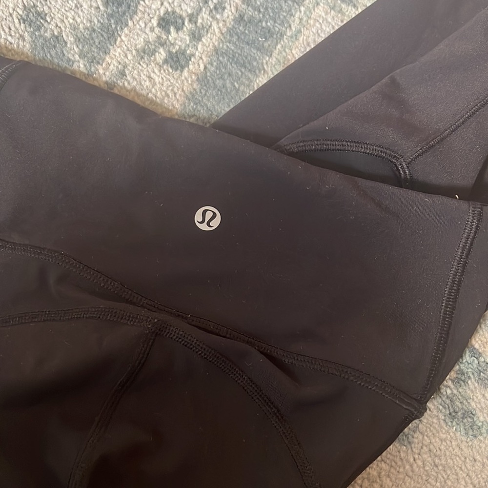 Lululemon running tights - Picture 3 of 7